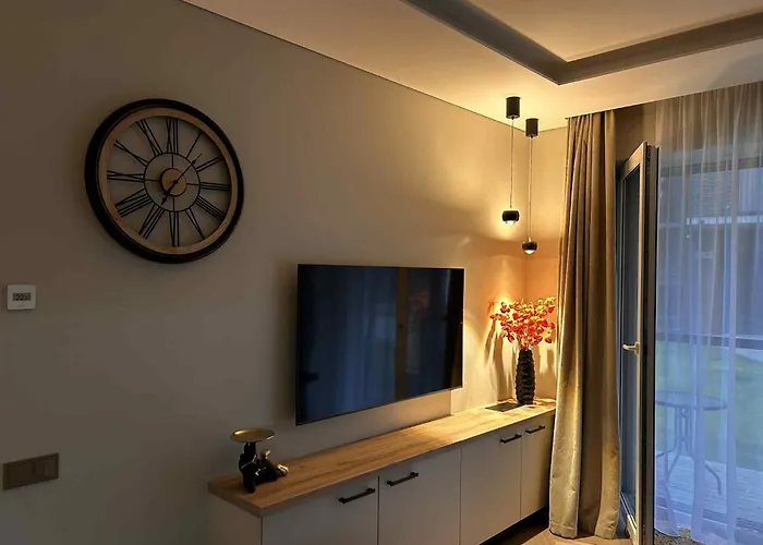 Nemirsetos Provansas Apartment *